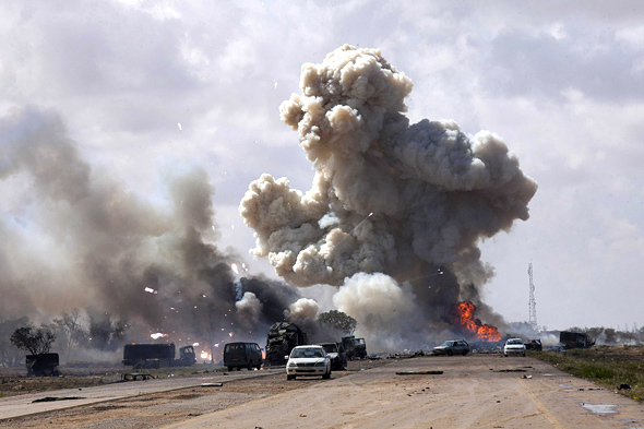 http://www.fbesp.org/synapse/wp-content/uploads/2011/03/libya-air-strikes.jpeg